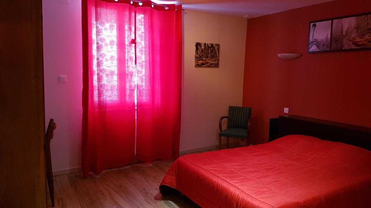 Ferienwohnung La Roseraie Épinal Exterior foto